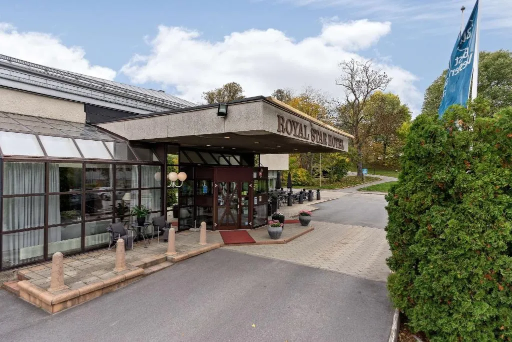 Image 4 of Best Western Royal Star
