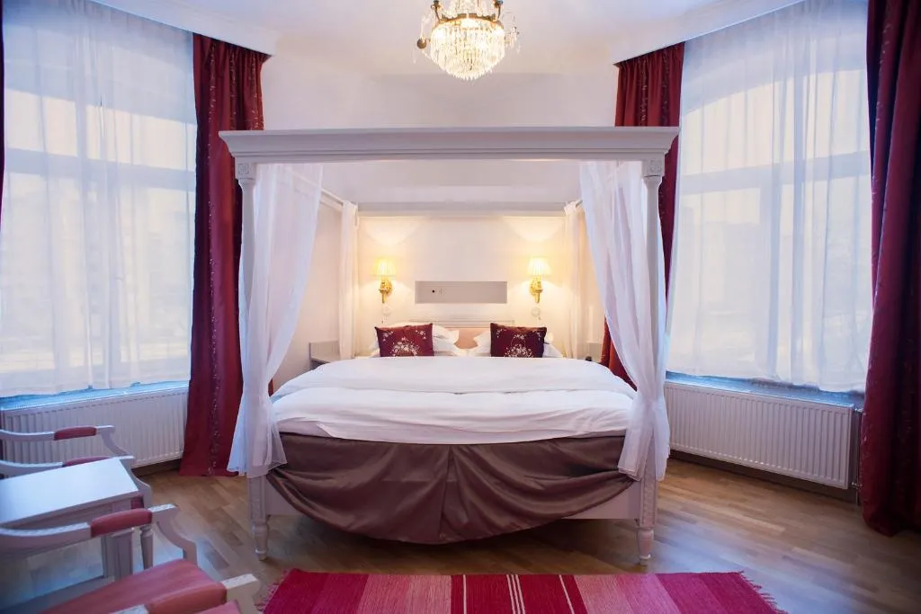 Image 1 of Brommavik Hotel