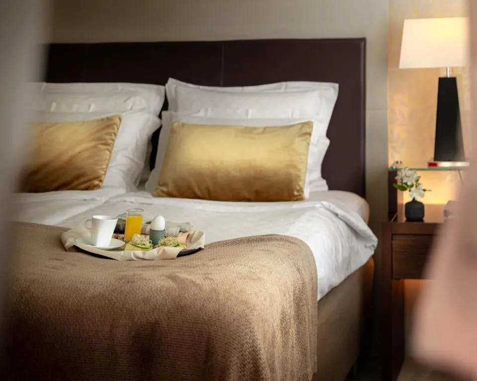 Image 1 of Elite Eden Park Hotel