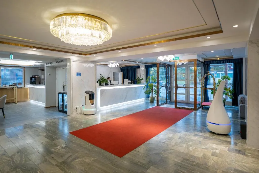 Image 1 of Livington Hotel