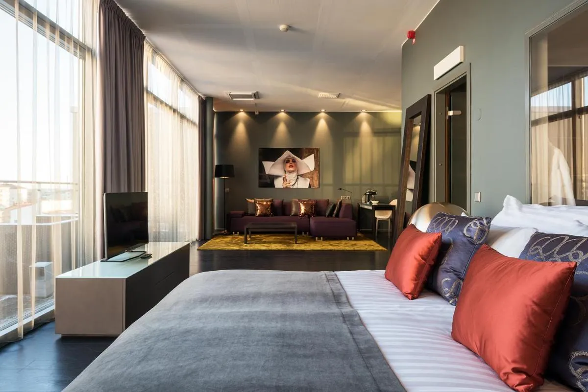 Image 6 of Quality Hotel Globe