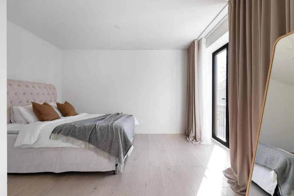 Image 2 of Stylish and spacious family home