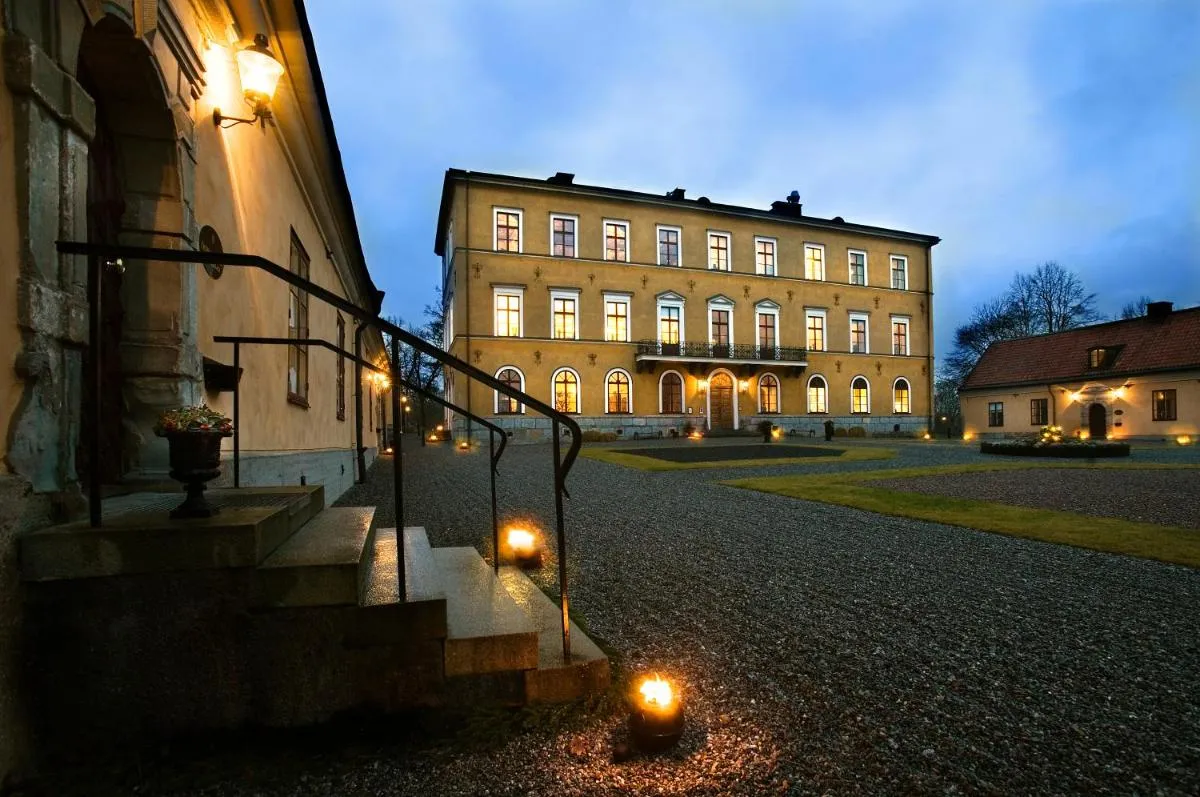 Image 2 of Ulfsunda Slott