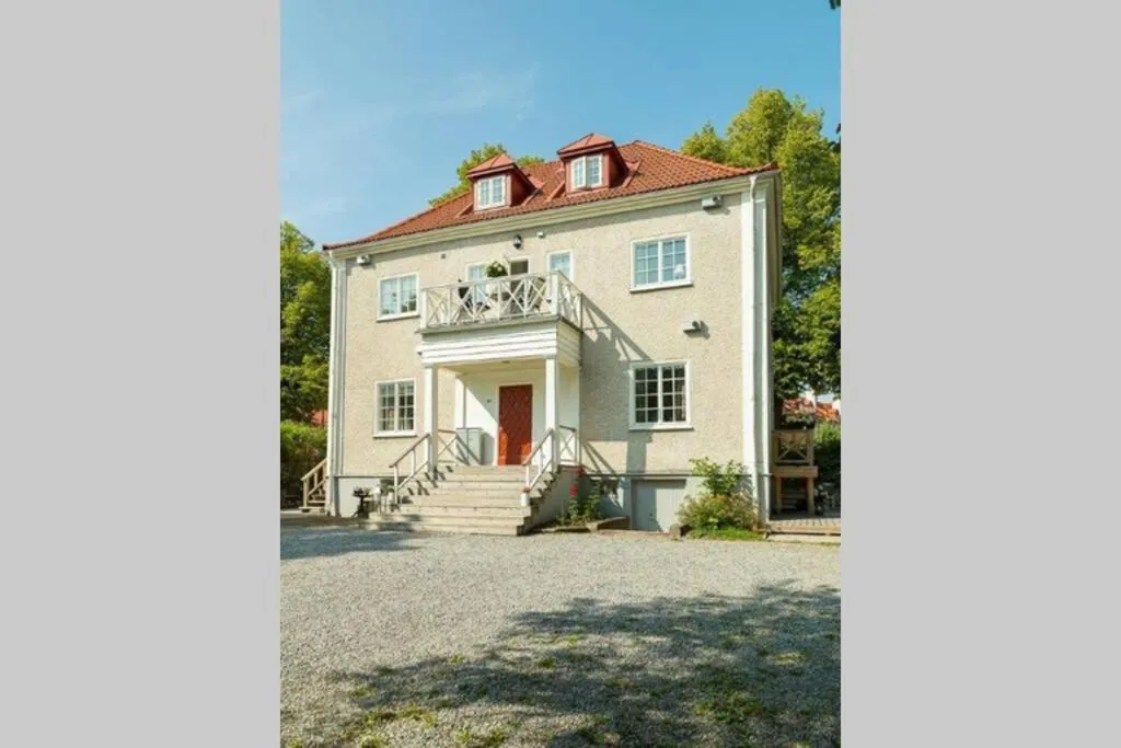 Image of Central beautiful modern accommodation near Stockholm City