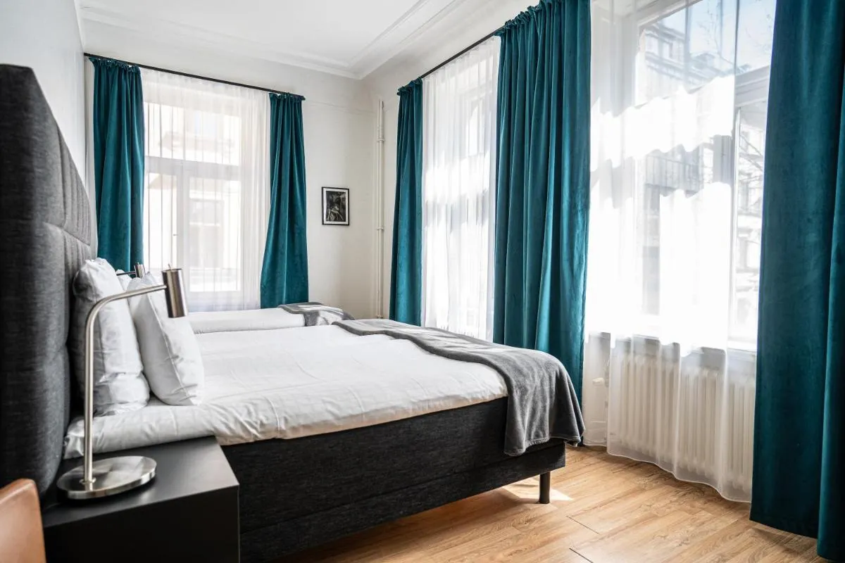 Image 1 of Queen’s Hotel by First Hotels